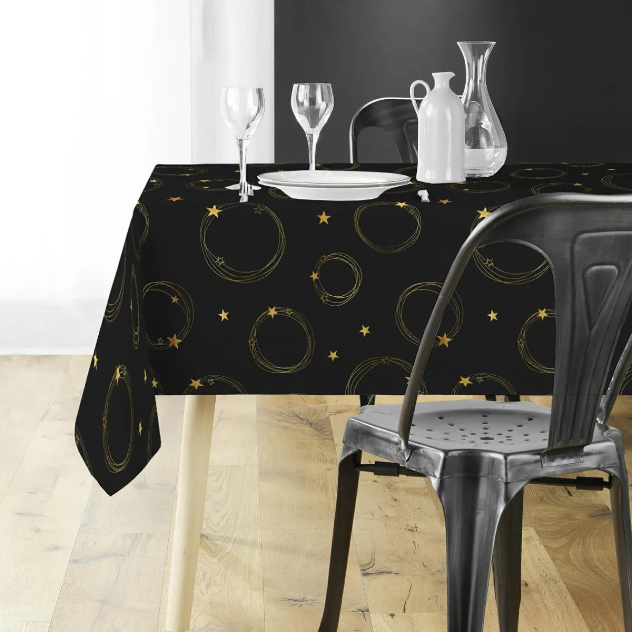 Douceur d interieur Nappe de Noël rectangulaire (150 x 240 cm) Star et Or Noir Hot