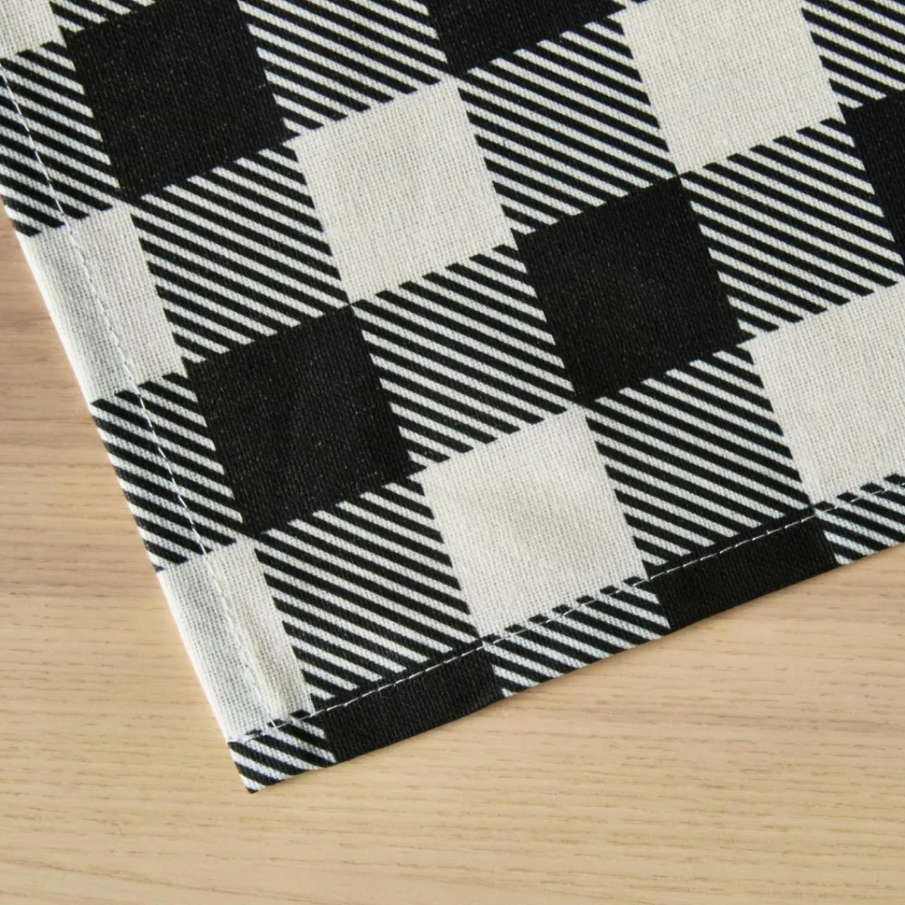 EMINZA Nappe rectangulaire coton enduit (150 x 250 cm) Vichy e Noir Outlet