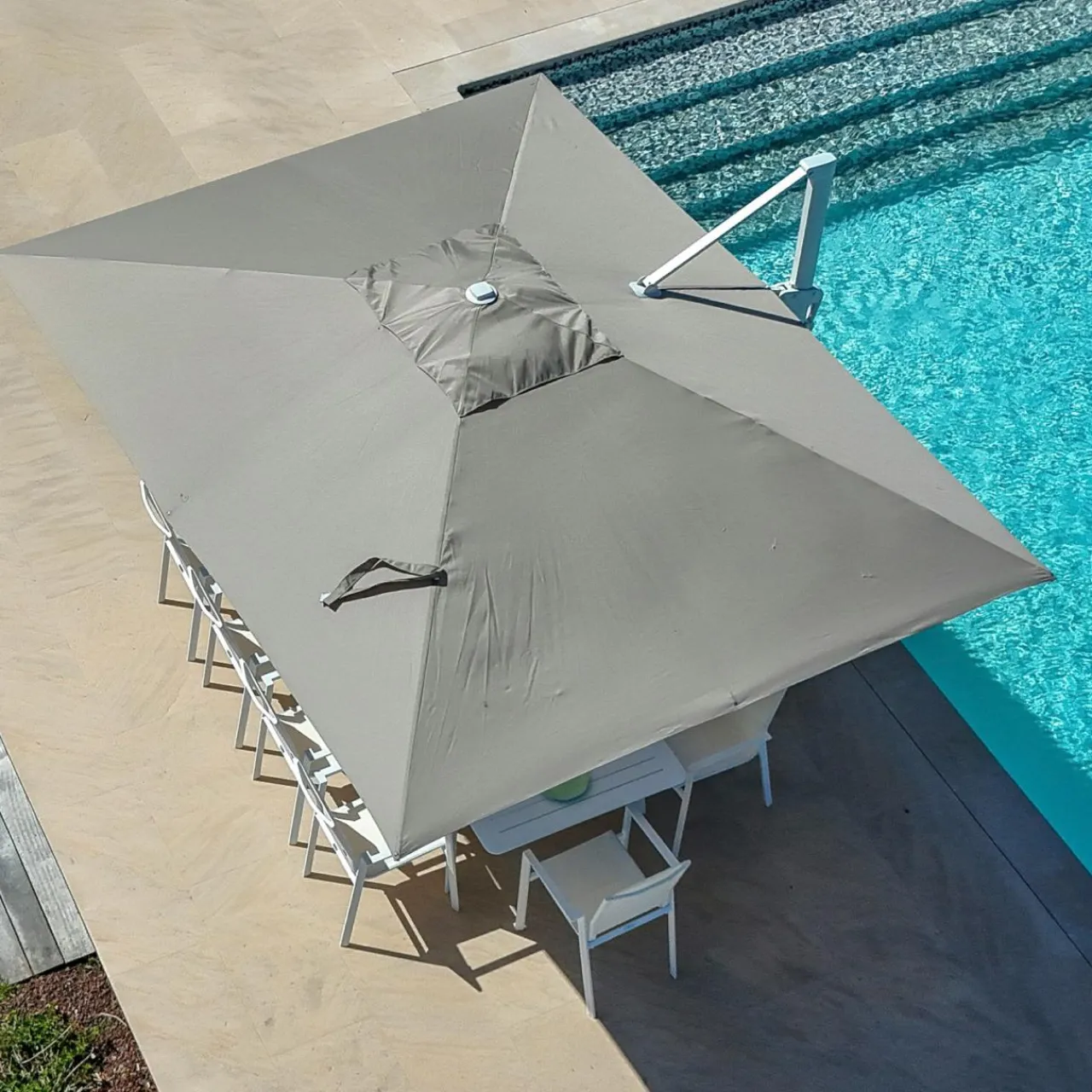 MOBELLIA Parasol déporté rectangulaire aluminium (4 x 3 m) Yucatan Blanc et Taupe Clearance