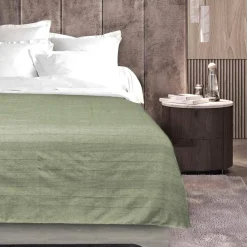 DOUCEUR D'INTERIEUR Plaid polycoton (220 x 240 cm) Lucile Vert sauge New