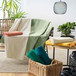 DOUCEUR D'INTERIEUR Plaid polycoton (220 x 240 cm) Lucile Vert sauge New