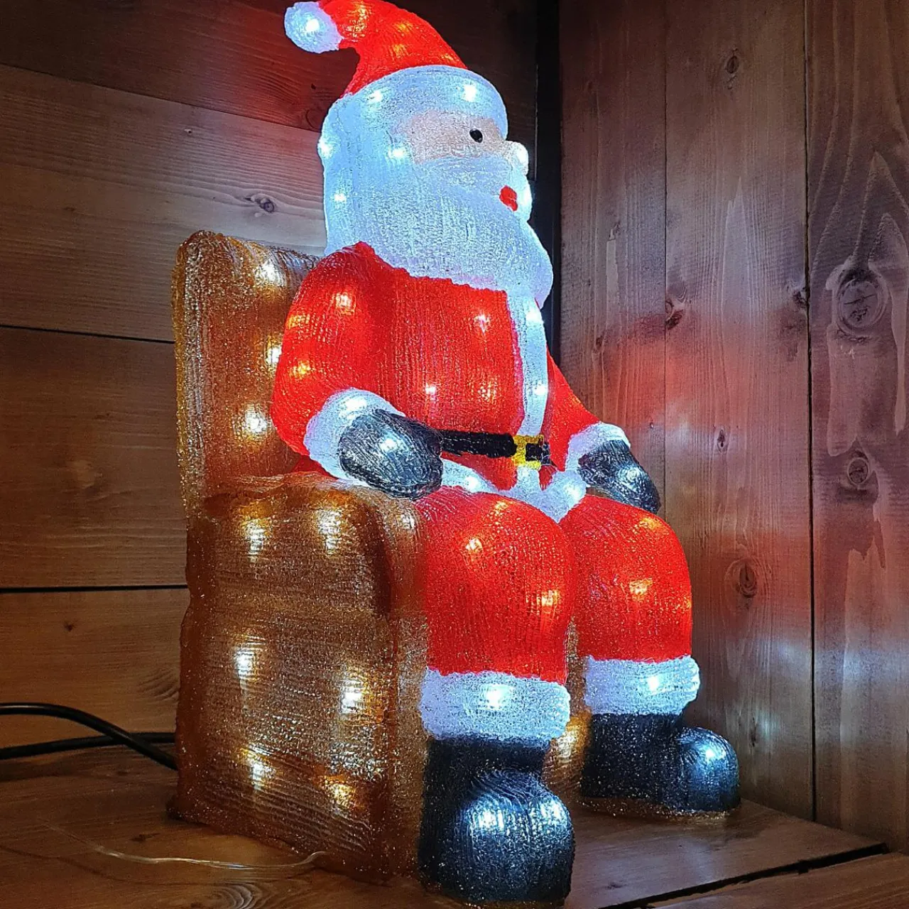 EMINZA Père Noël lumineux assis 100 LED (H60 cm) Blanc froid Outlet