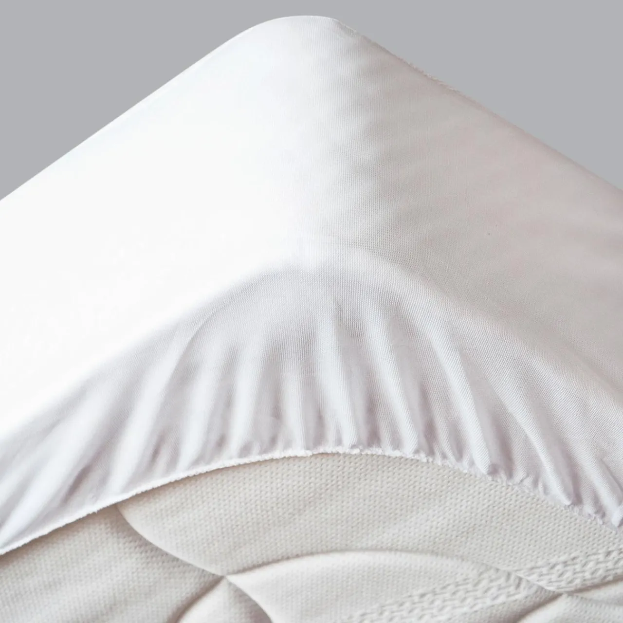 STOF Protège-matelas imperméable (140 x 190 cm) Tricia Blanc Discount