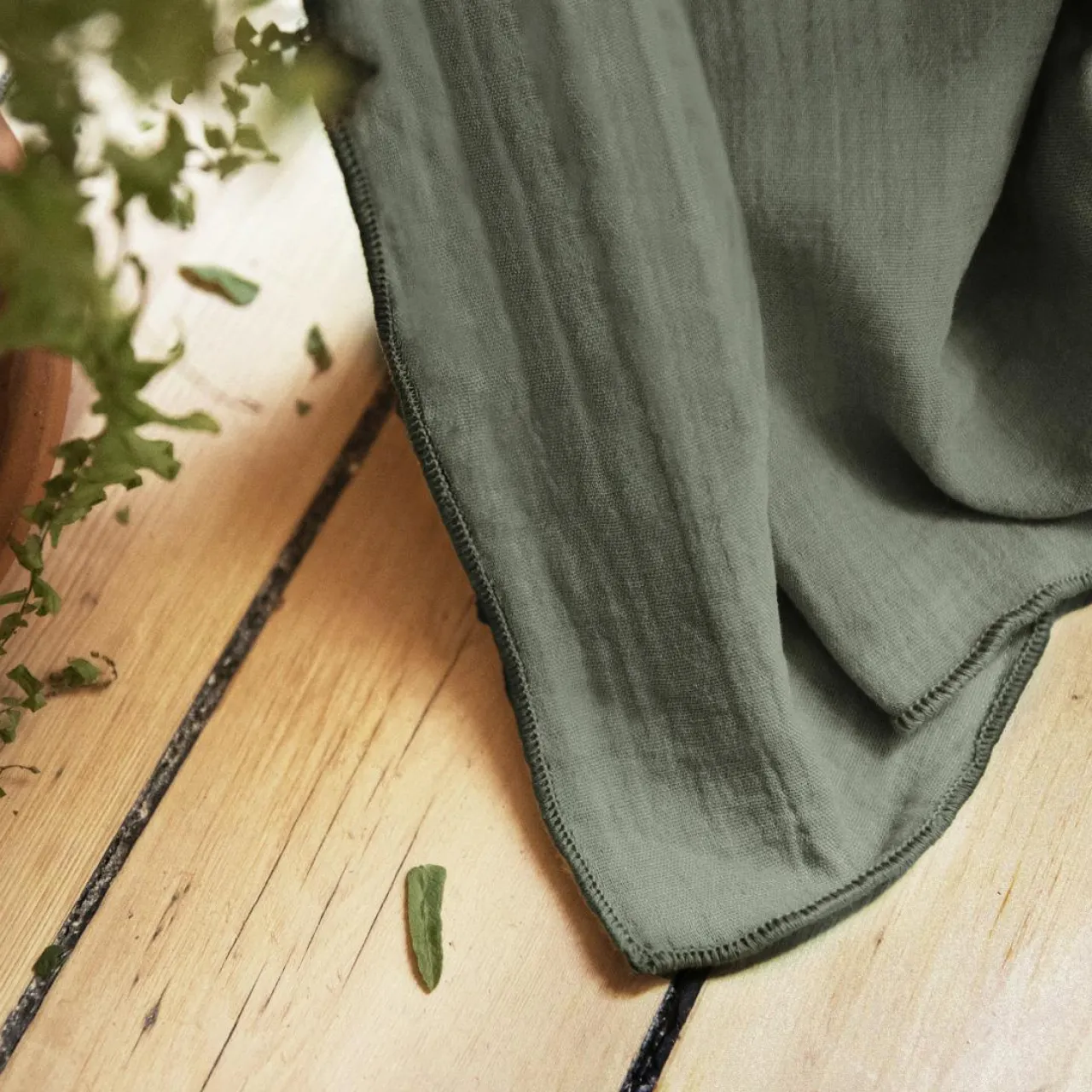 EMINZA Rideau gaze de coton ajustable (180 x max 300 cm) Gaïa Vert romarin