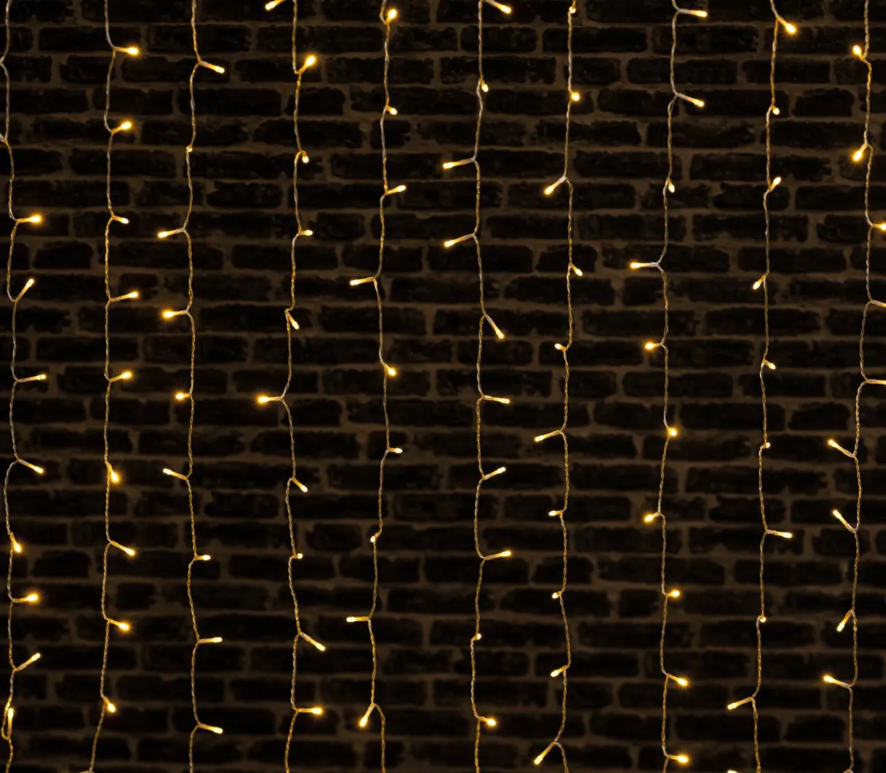 FEERIC LIGHTS Rideau lumineux H2 m L3 m 600 LED Blanc chaud Hot