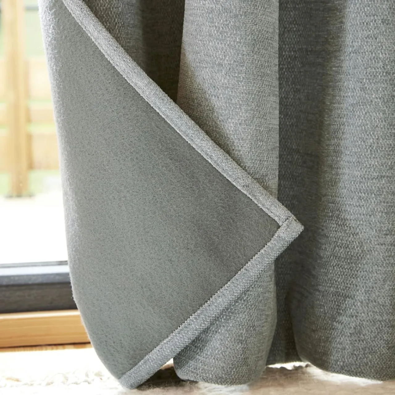 EMINZA Rideau occultant isolant Total Blackout (140 x 240 cm) Magnus titane Gris Outlet