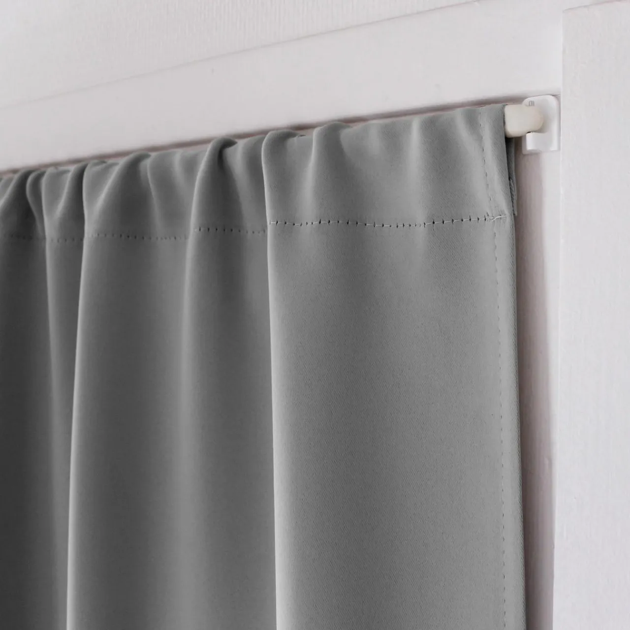 ENJOY HOME Rideau occultant passe-tringle (90 x 210 cm) Night Gris clair New