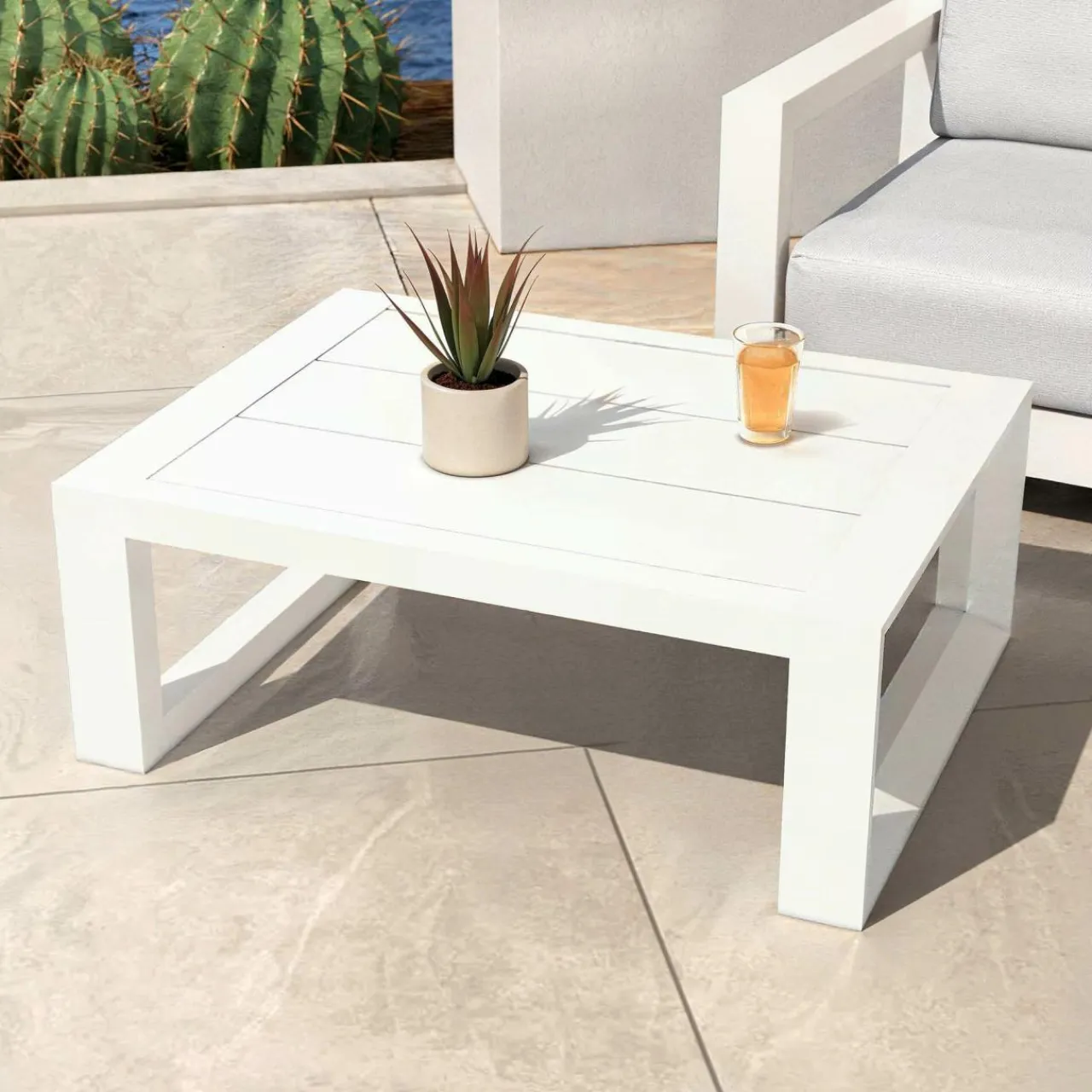 MOBELLIA Salon de jardin aluminium 7 places 5 pcs Elba Blanc et beige Blanc - Beige Discount