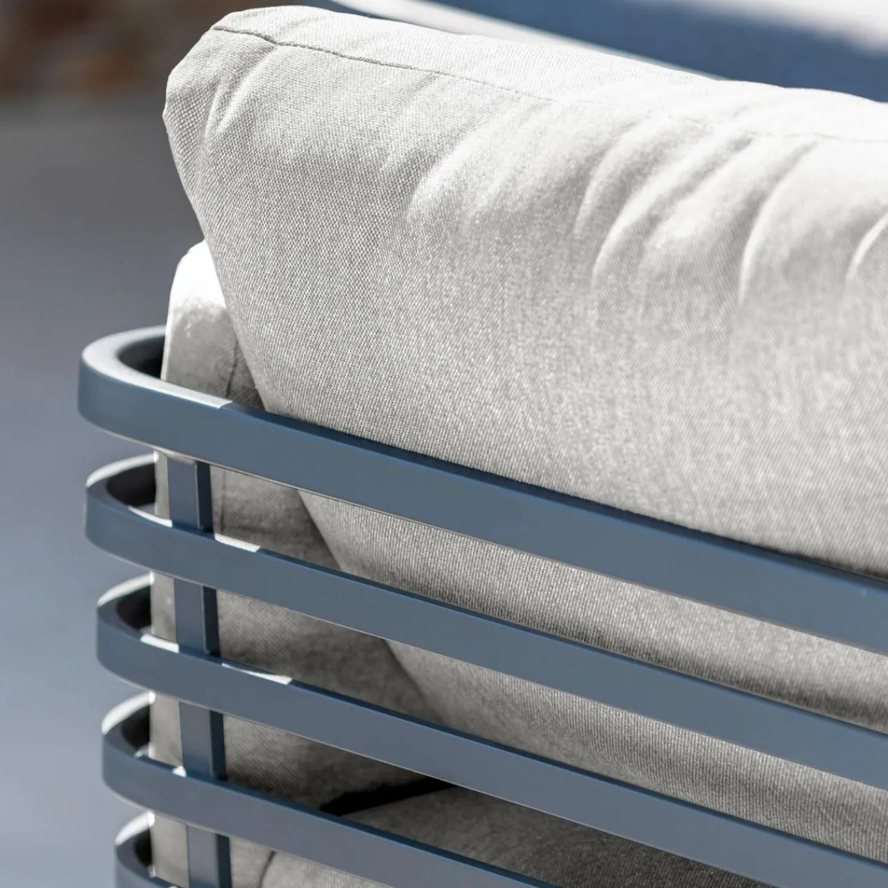 MOBELLIA Salon de jardin aluminium 9 places 12 pcs Monte Carlo Gris anthracite et gris clair Anthracite - Gris Clair