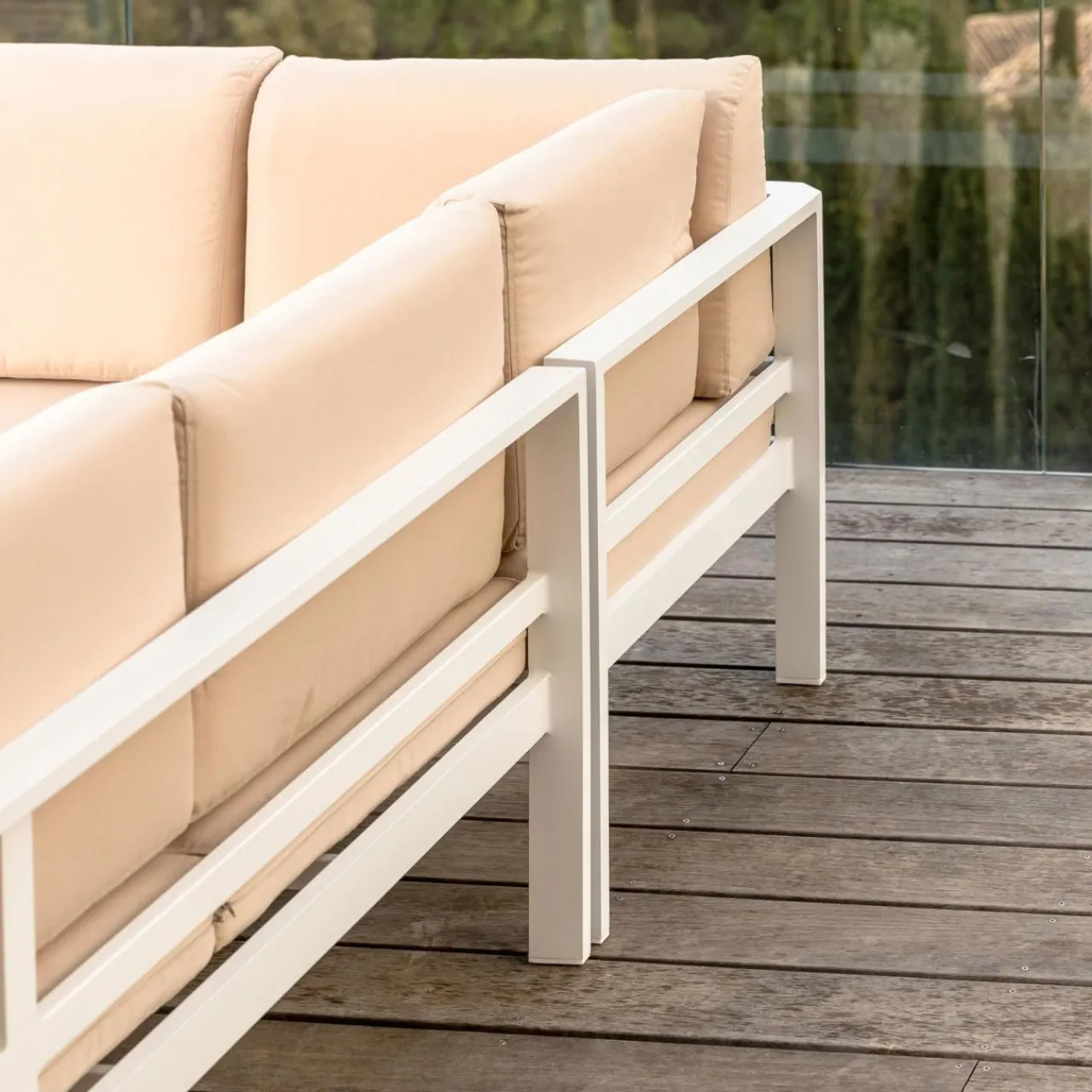 MOBELLIA Salon de jardin d'angle en aluminium 6 places Ostara et taupe Blanc Online