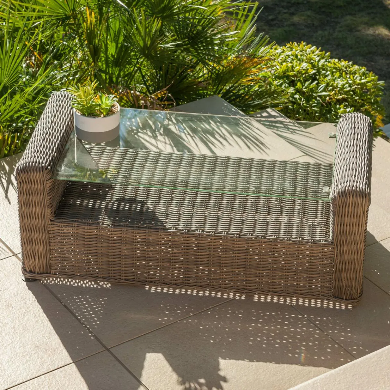MOBELLIA Salon de jardin en résine tressée 4 places 4 pcs Calvi Sepia et gris foncé Tressé Sepia - Anthracite Hot