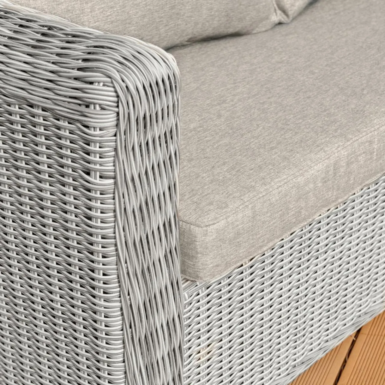 MOBELLIA Salon de jardin en résine tressée 5 places 4 pcs Calvi Gris et taupe Tressé Gris - Taupe