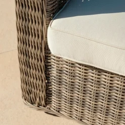 MOBELLIA Salon de jardin en résine tressée 4 places 4 pcs Calvi Sepia et beige Tressé Sepia - Beige Hot