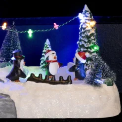 KAEMINGK Scène de vie illuminée à piles Aire de jeu des pingouins Multicolore Clearance