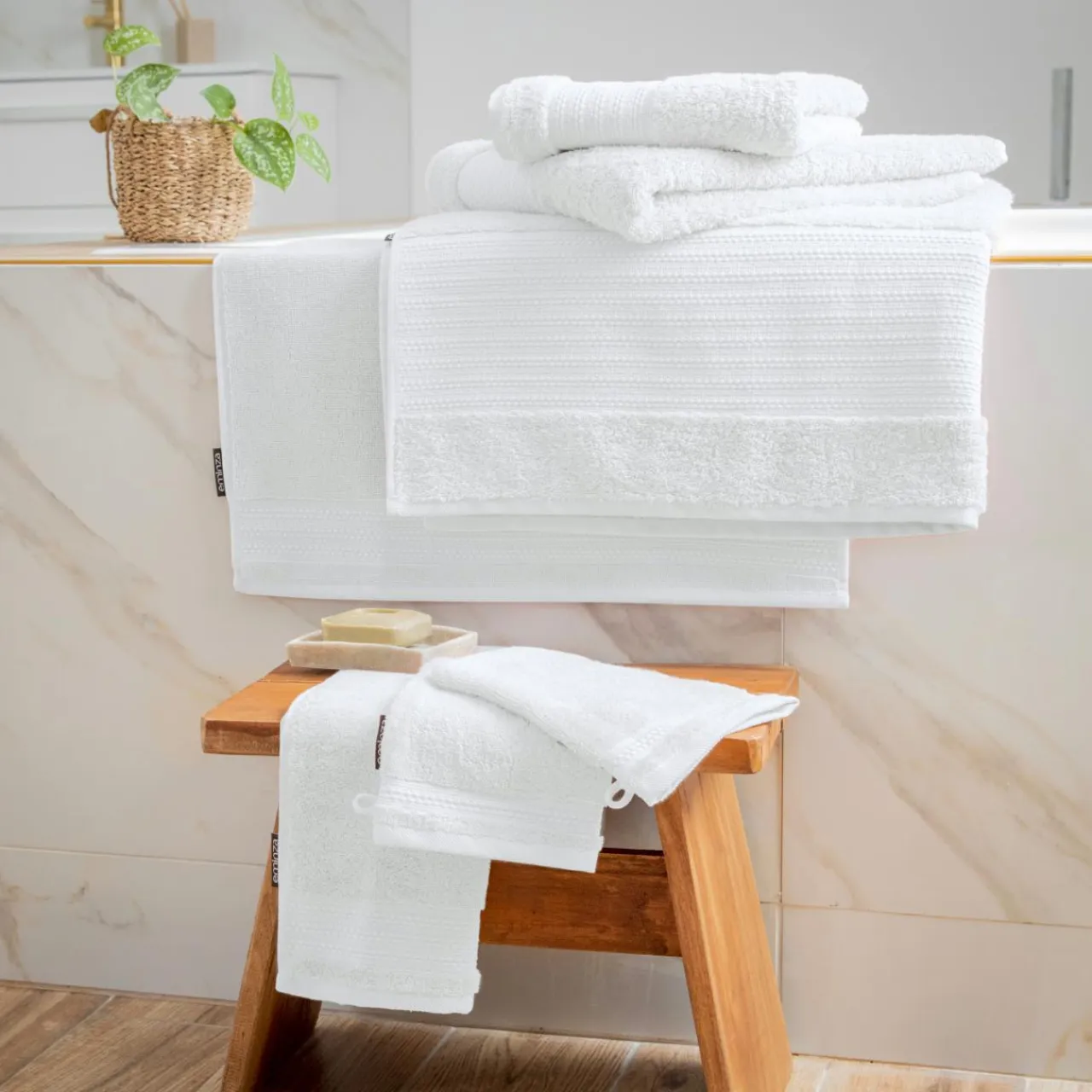 EMINZA Serviette de bain coton bio (30 x 50 cm) Méline chantilly Blanc Online