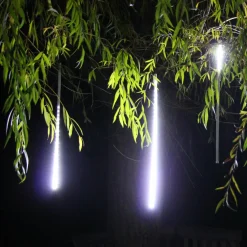 Feeric Lights & Christmas Stalactite lumineuse 6 m 210 LED Glaçons défilement Blanc froid Hot