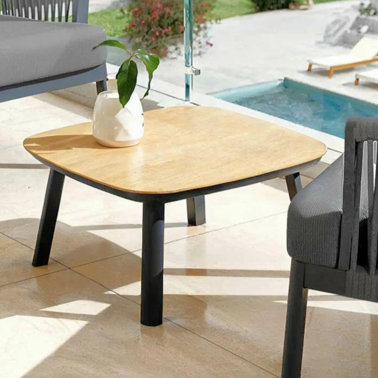 MOBELLIA Table basse de jardin carrée en aluminium Amalfi Gris Anthracite