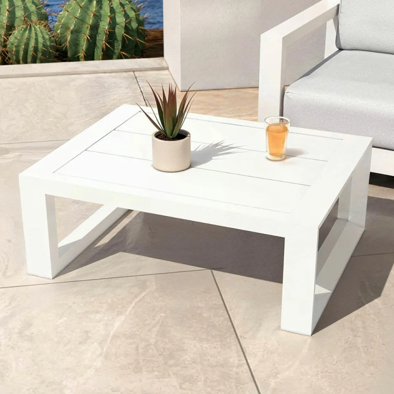 MOBELLIA Table basse de jardin rectangulaire en alumininum (94 x 72 cm) Elba Blanc