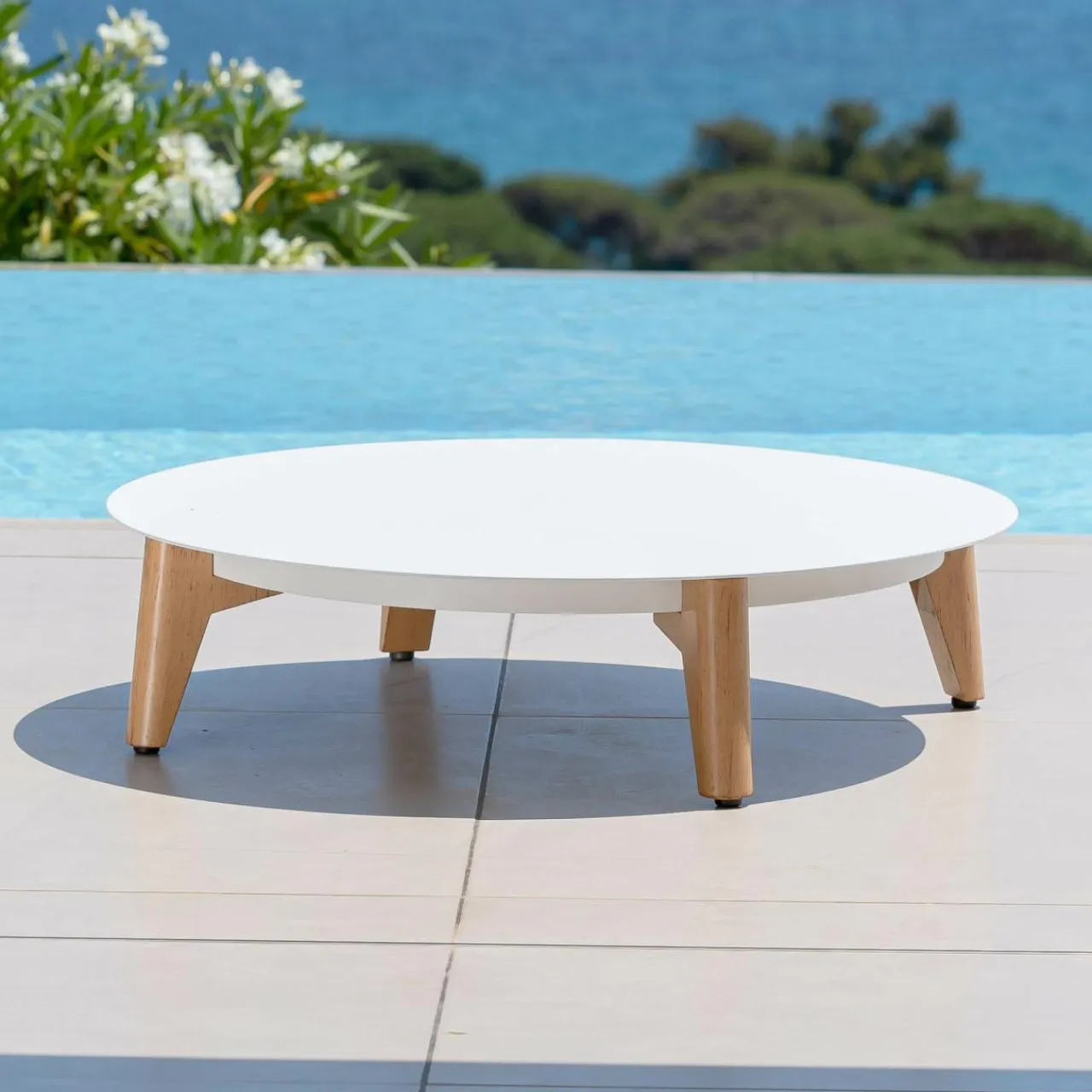 MOBELLIA Table basse de jardin ronde (D86 cm) Monte Carlo Blanc Clearance