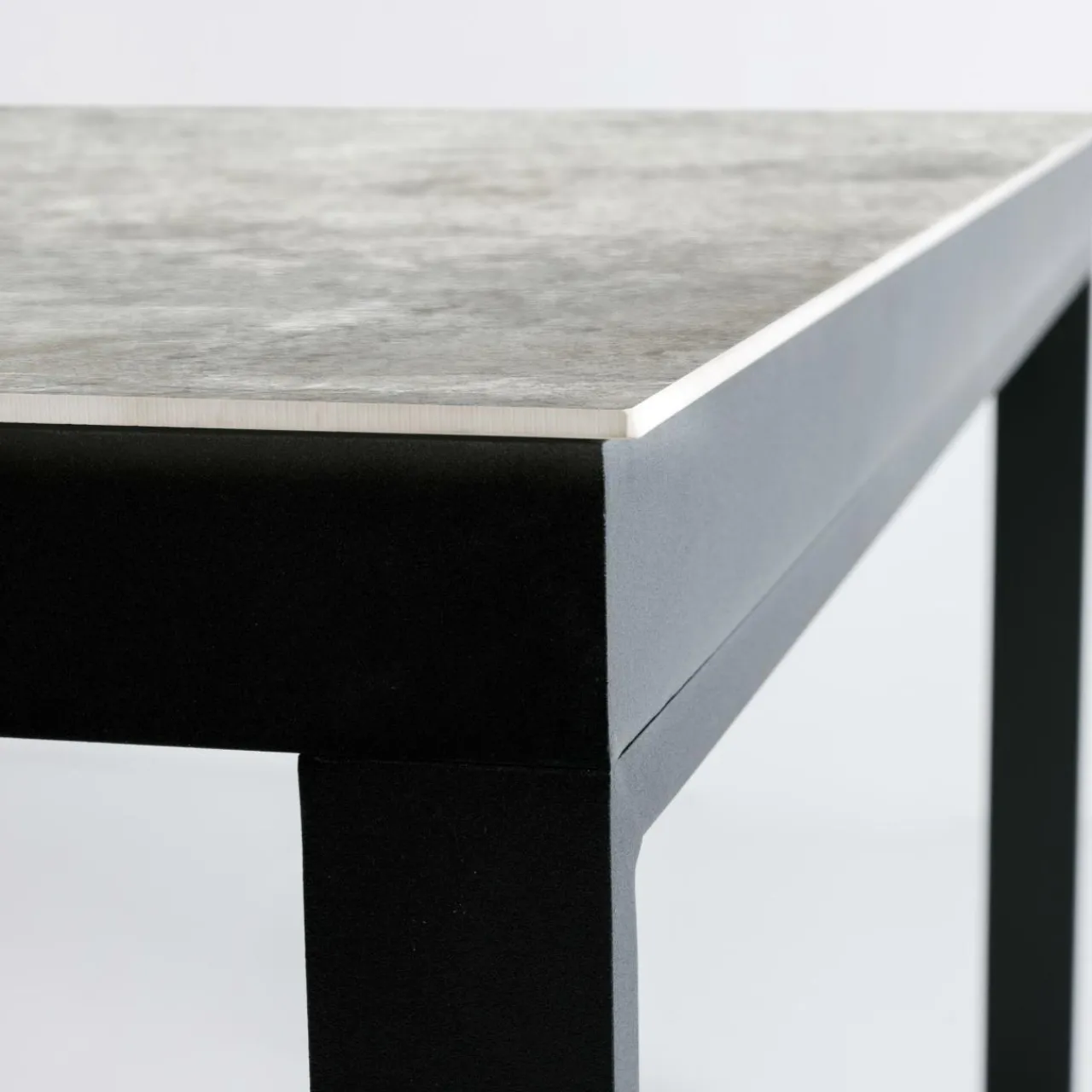 MOBELLIA Table de jardin en aluminium et céramique 10 places (240 x 120 cm) Kore Gris et gris anthracite Effet Pierre gris - gris anthracite Hot
