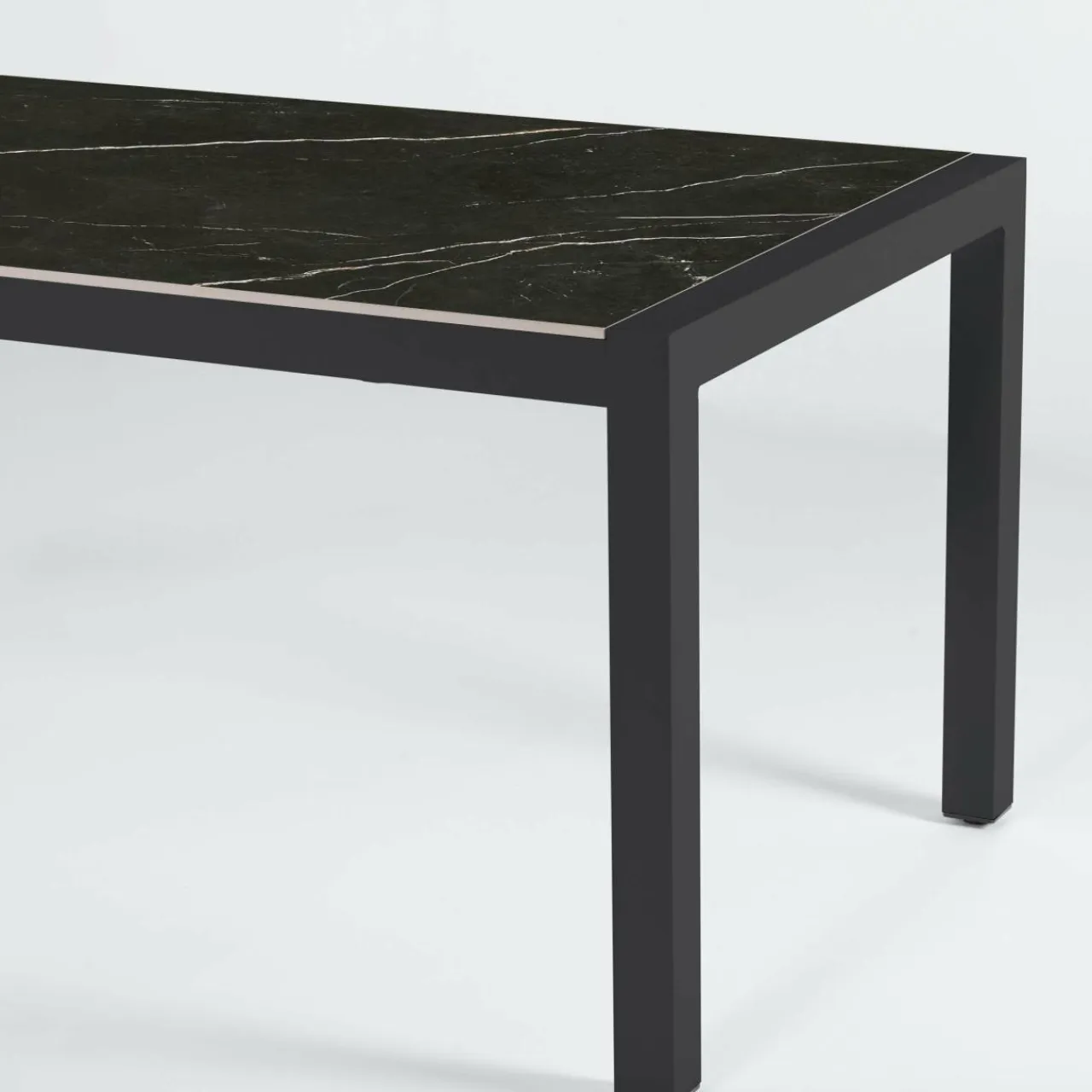 MOBELLIA Table de jardin en aluminium et céramique 8 places (180 x 90 cm) Modena Noir marbré