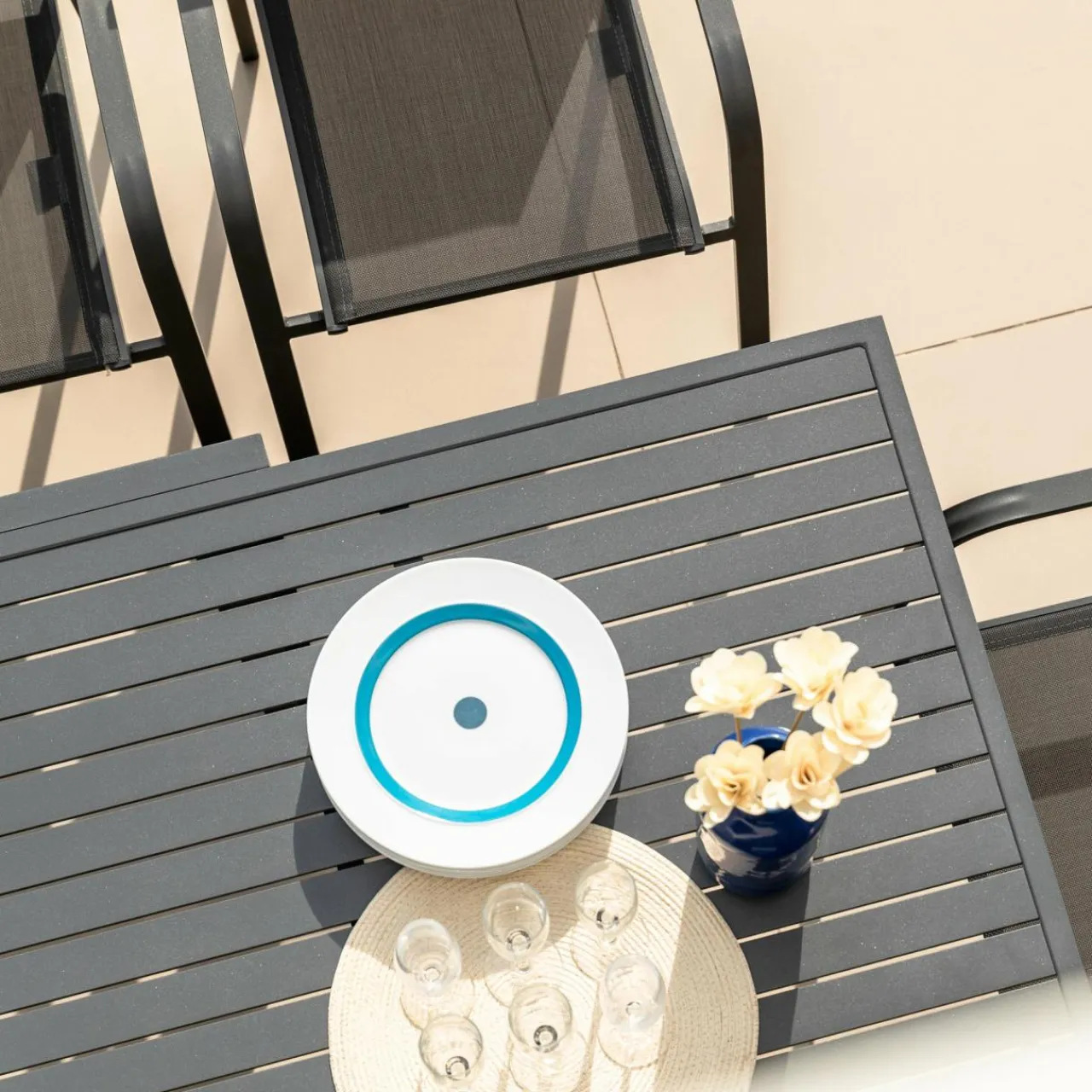 MOBELLIA Table de jardin extensible aluminium 12 places (200/320 x 100 cm) Murano Gris Anthracite Outlet