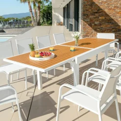 MOBELLIA Table de jardin extensible en aluminium 10 places effet bois (135/270 x 90 cm) Murano Blanc