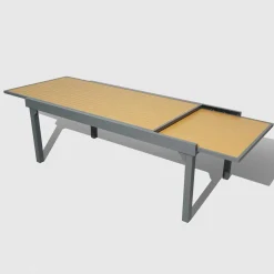 MOBELLIA Table de jardin extensible en aluminium 12 places effet bois (200/320 x 100 cm) Murano Gris Anthracite