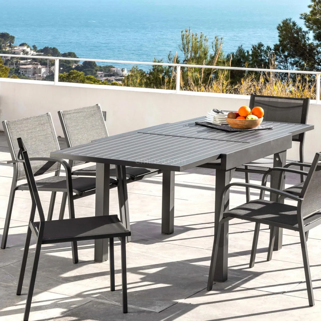 MOBELLIA Table de jardin extensible en aluminium 8 places (90/180 x 90 cm) Murano Gris Anthracite Clearance