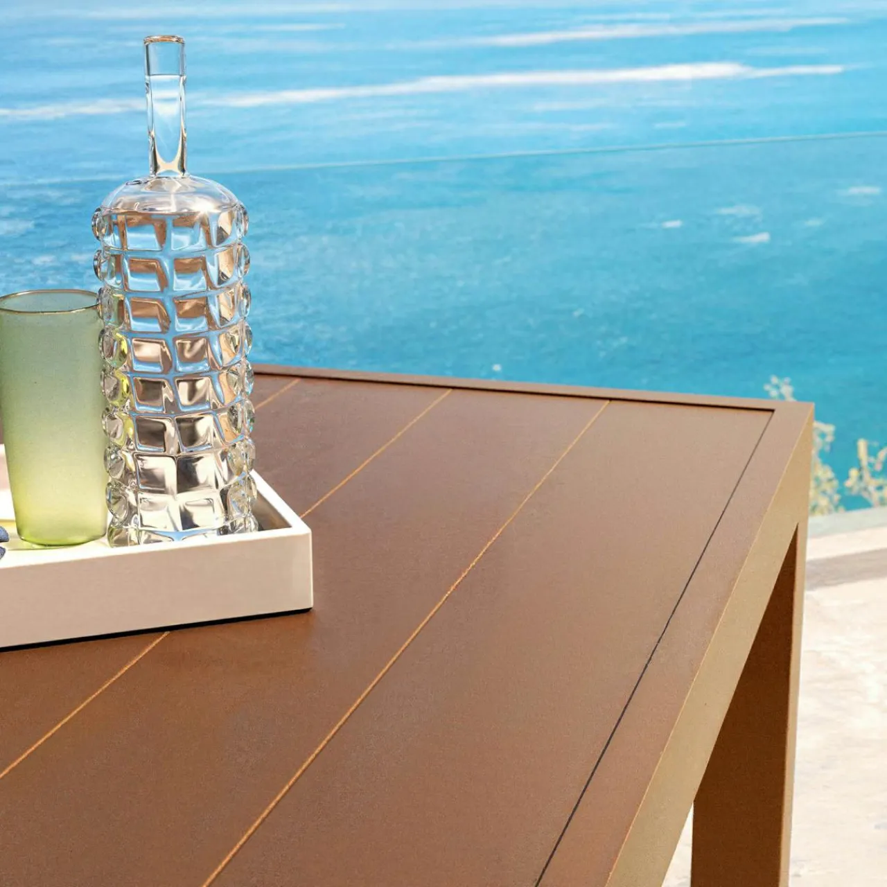 MOBELLIA Table de jardin rectangulaire aluminium 8 places (210 x 100 cm) Murano Bronze Discount