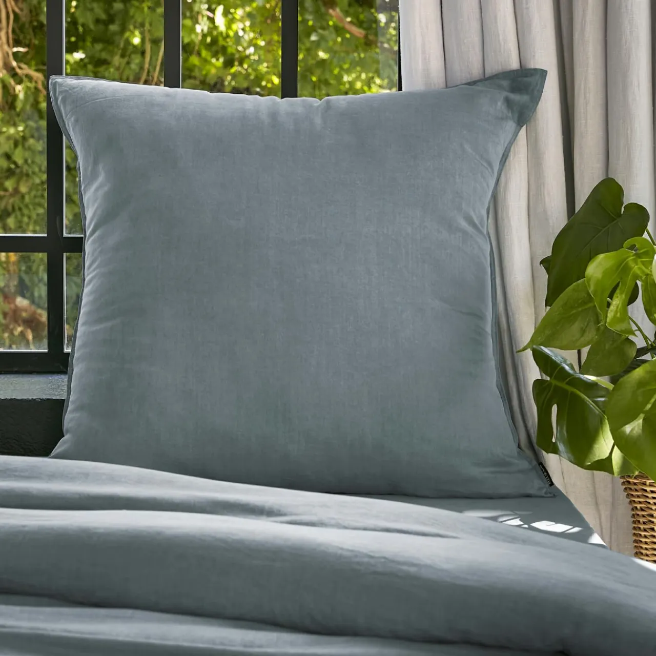 EMINZA Taie d'oreiller carrée lyocell Tencel™ lavé (80 x 80 cm) Olivia stone Bleu Best