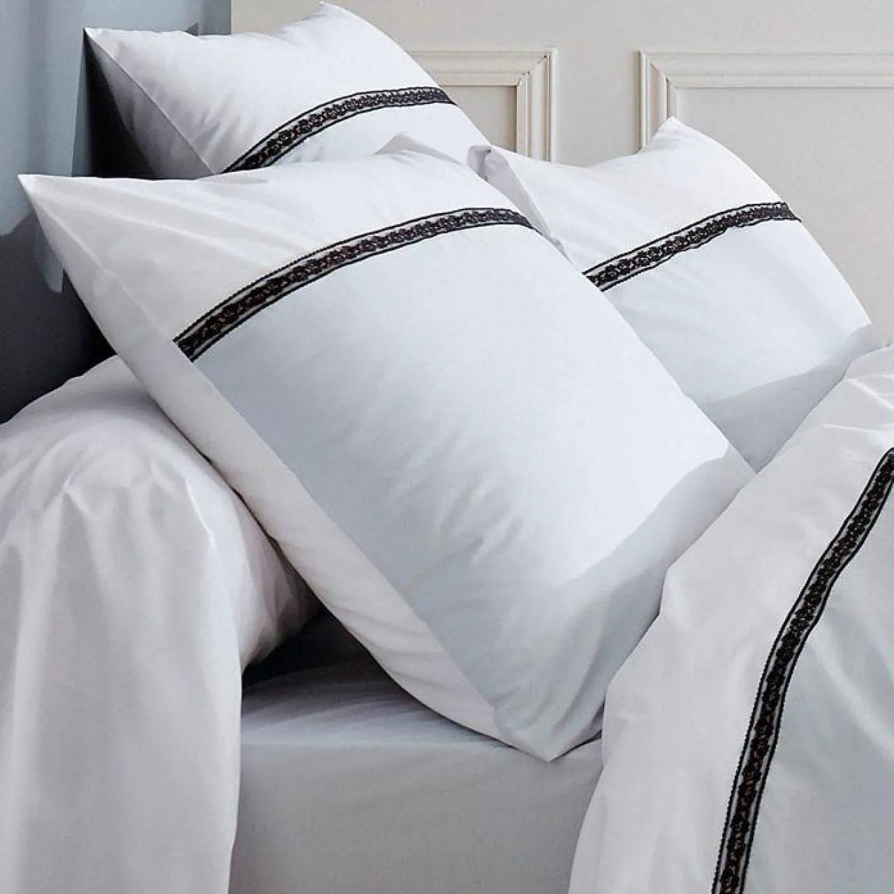 TRADI LINGE Taie d'oreiller carrée percale de coton Passion he Blanc Discount