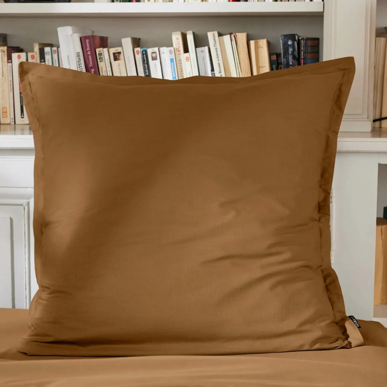 EMINZA Taie d'oreiller carrée percale de coton (65 x 65 cm) Cali Camel Online