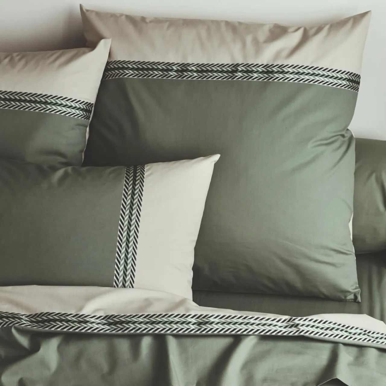 TRADILINGE Taie d'oreiller carrée percale de coton (65 x 65 cm) Noa Vert kaki Best