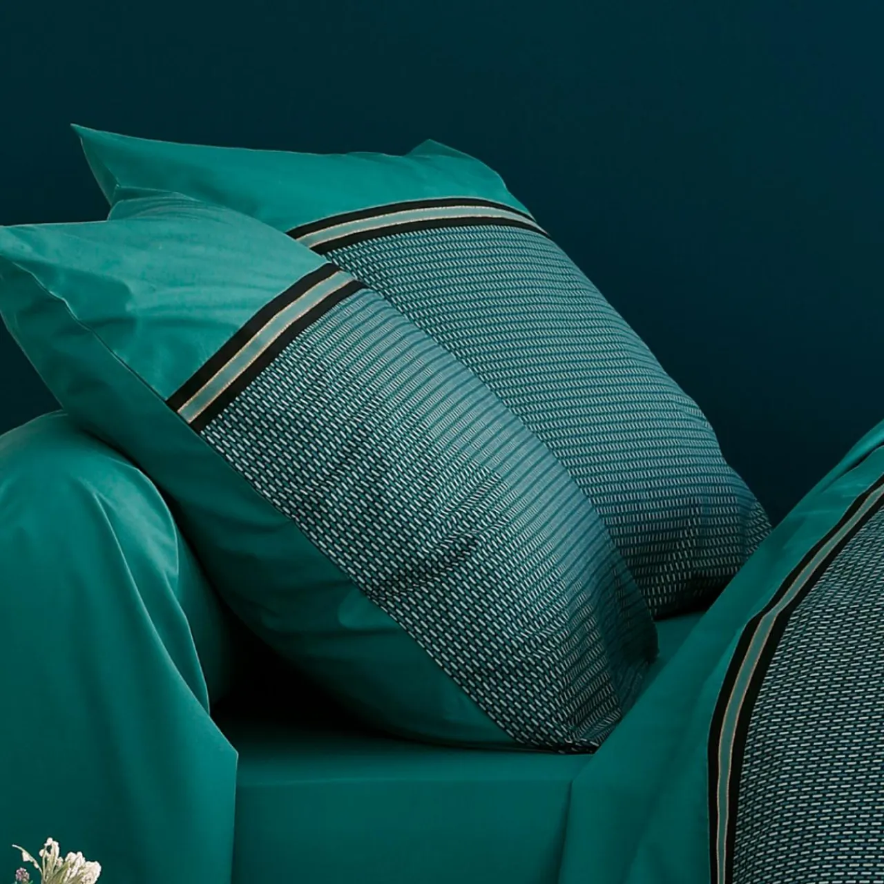 TRADI LINGE Taie d'oreiller carrée percale de coton (65 x 65 cm) Gustav émeraude Vert Sale