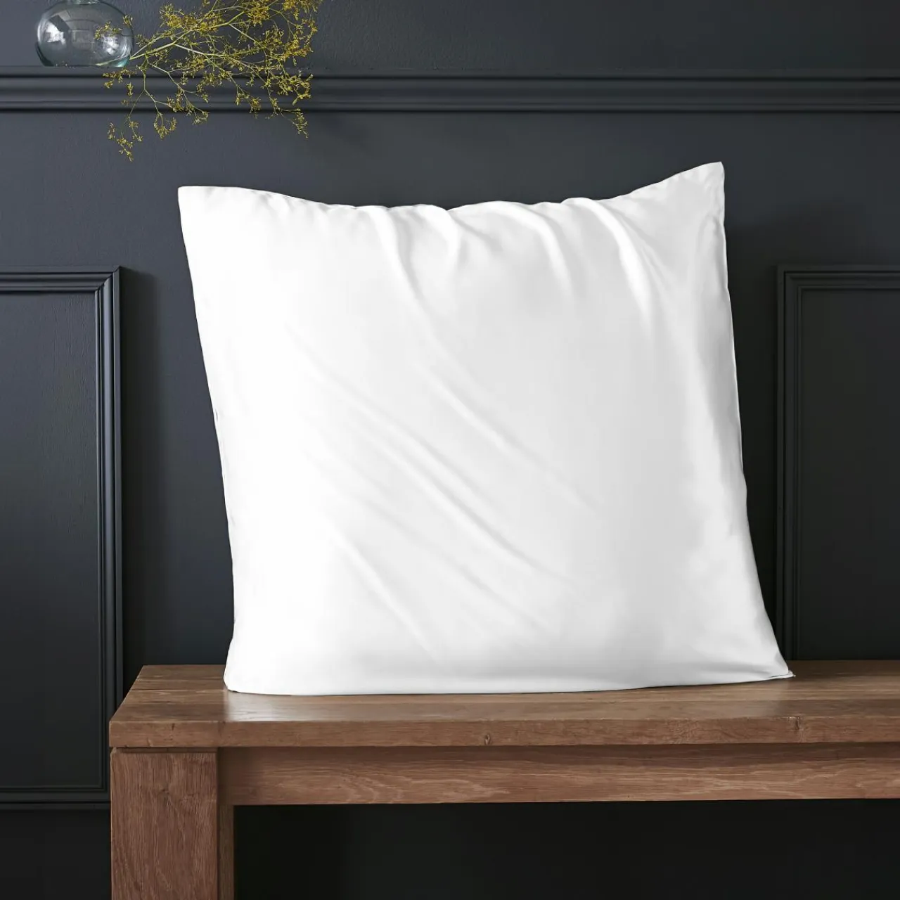 EMINZA Taie d'oreiller carrée soie de mûrier (63 x 63 cm) Mizuki he Blanc Discount