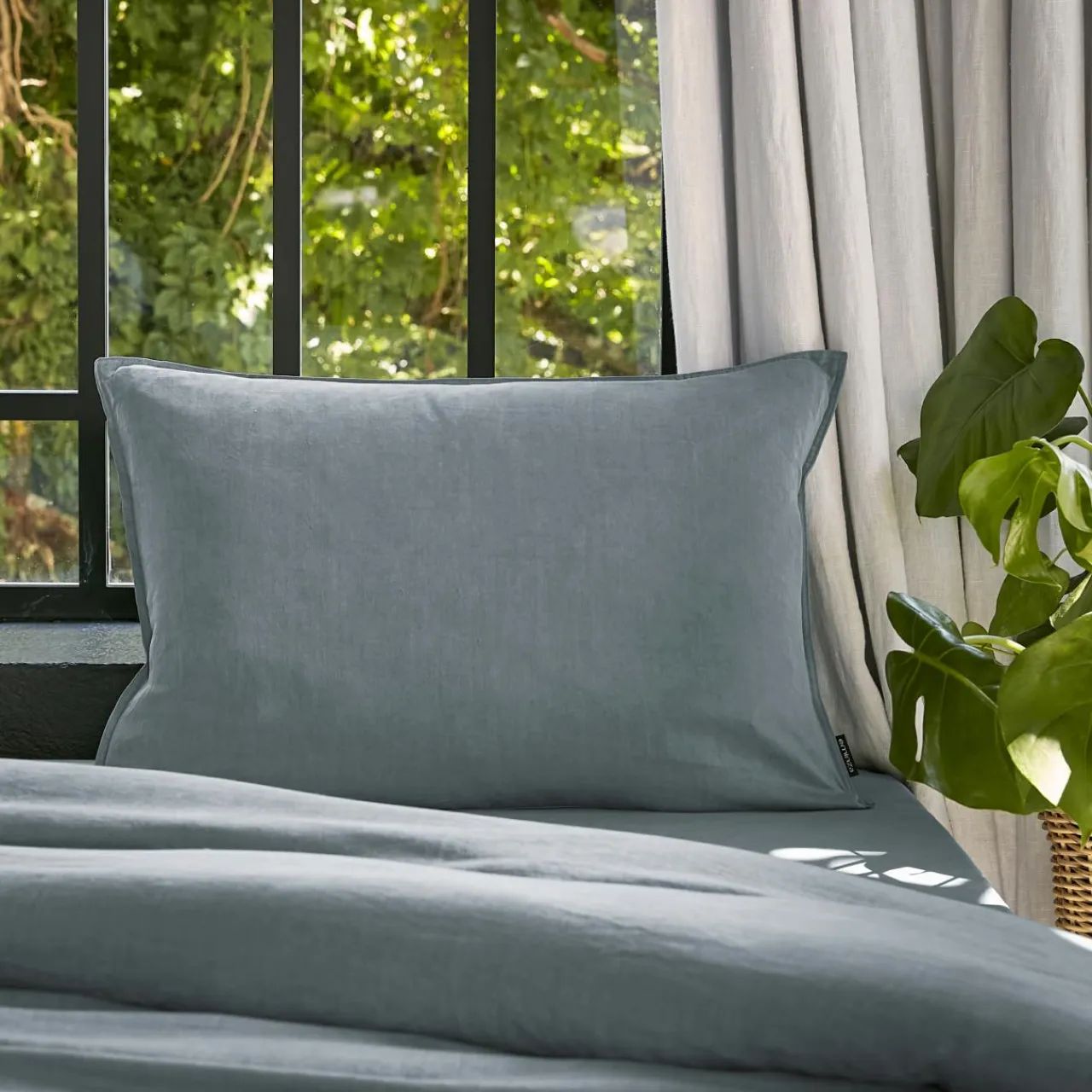 EMINZA Taie d'oreiller rectangulaire lyocell Tencel™ lavé (50 x 80 cm) Olivia stone Bleu Discount