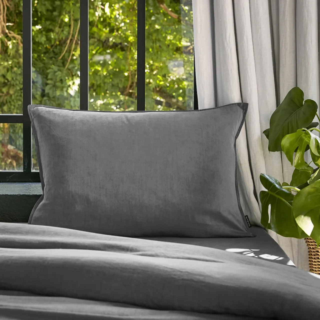 EMINZA Taie d'oreiller rectangulaire lyocell Tencel™ lavé (50 x 70 cm) Olivia granit Gris
