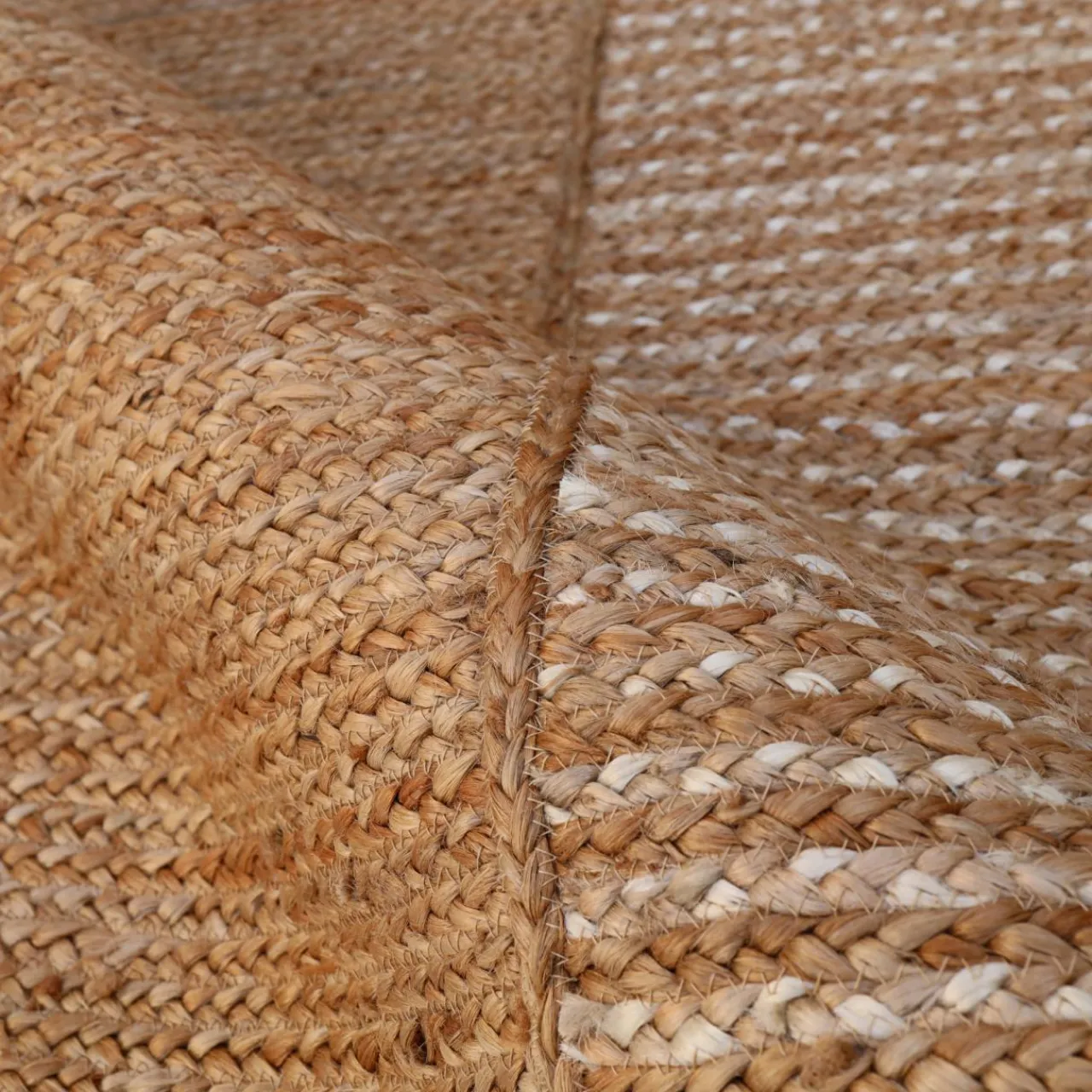 EMINZA Tapis de salon rectangulaire jute tissée main (140 x 200 cm) Hudson Marron Outlet