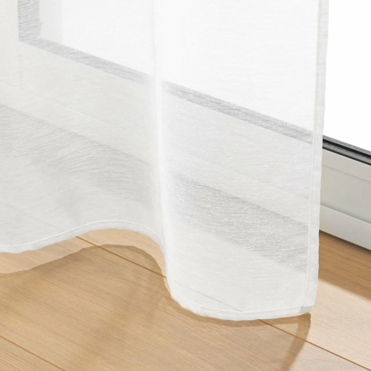 DOUCEUR D'INTERIEUR Voilage grande largeur œillets (400 x 240 cm) Lissea Blanc New