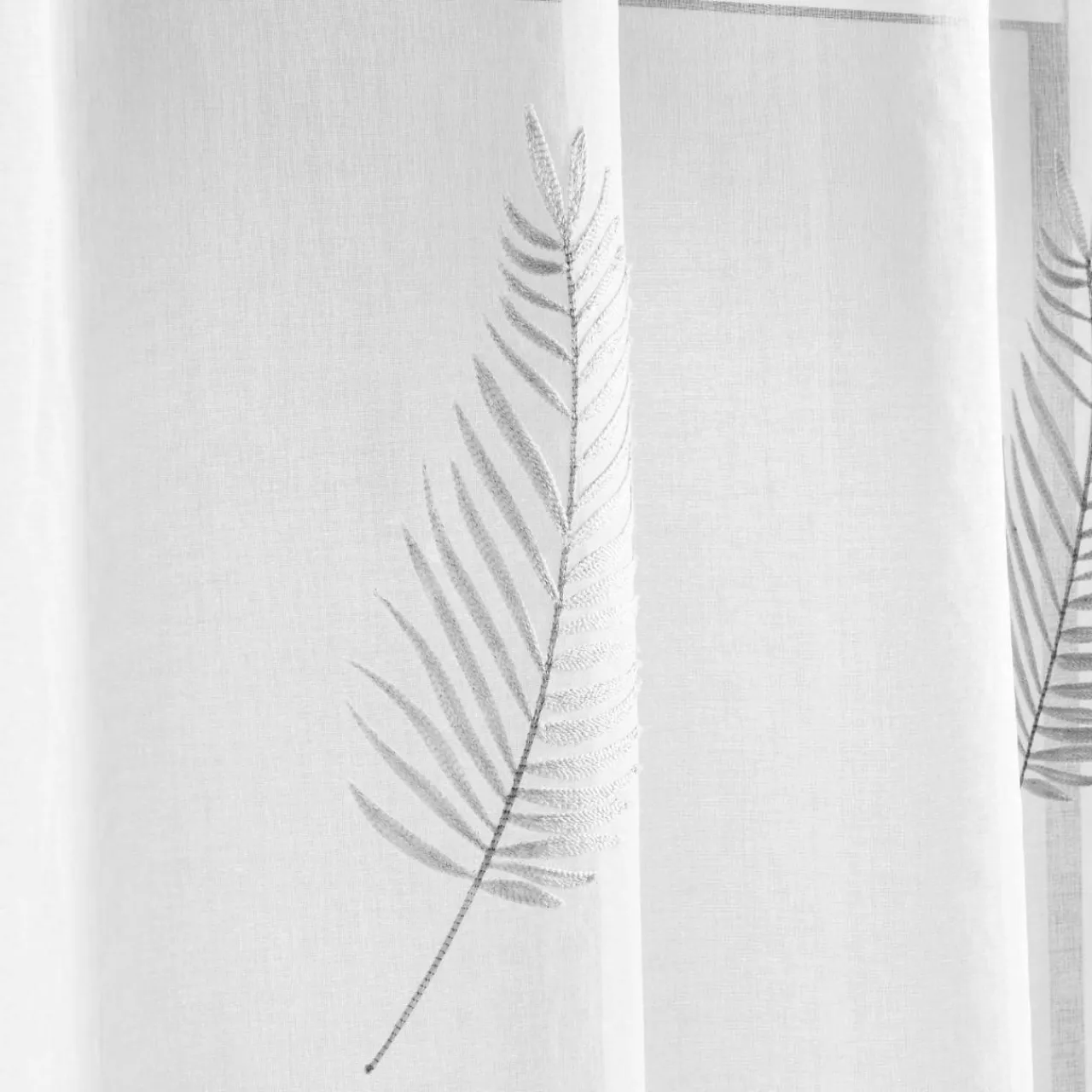 DOUCEUR D'INTERIEUR Voilage œillets (140 x 240 cm) Palmeor Argent Clearance