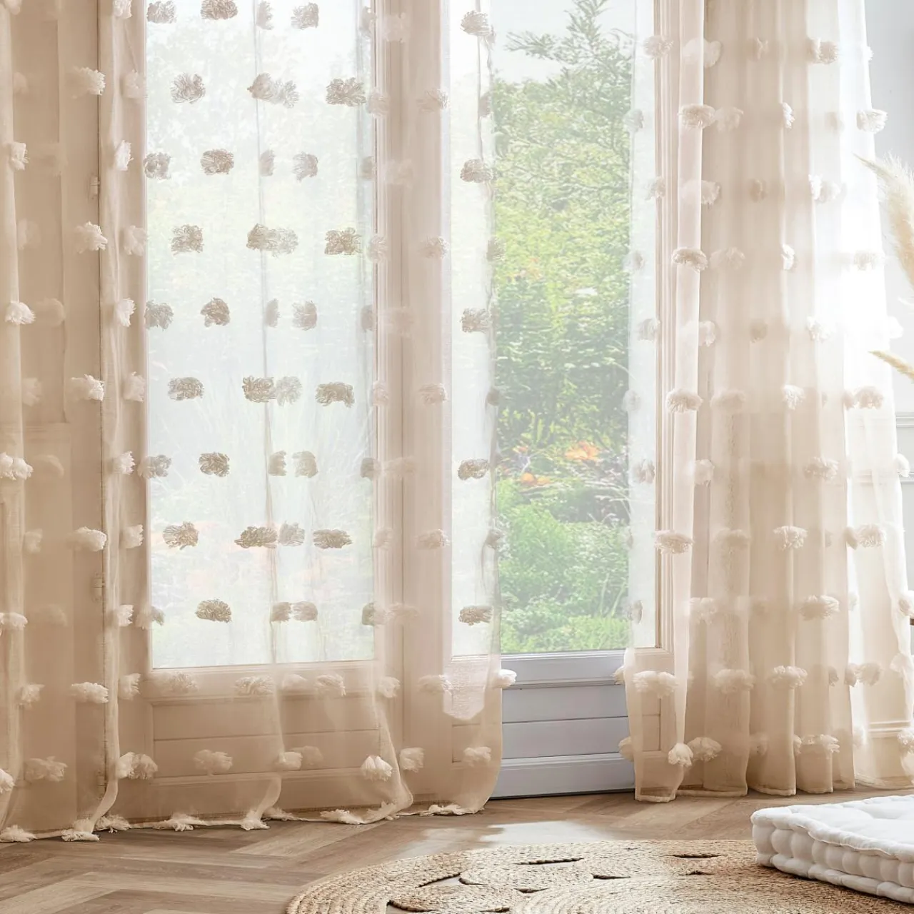 EMINZA Voilage oeillets pompons (180 x 240 cm) Suzie Beige Hot